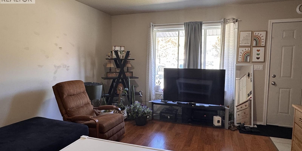 B 3421 KALUM STREET Terrace Photo 3 B 3421 KALUM STREET Terrace Photo 3